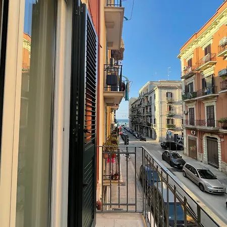 Civico 38 - Le Tre Chiavi Бари