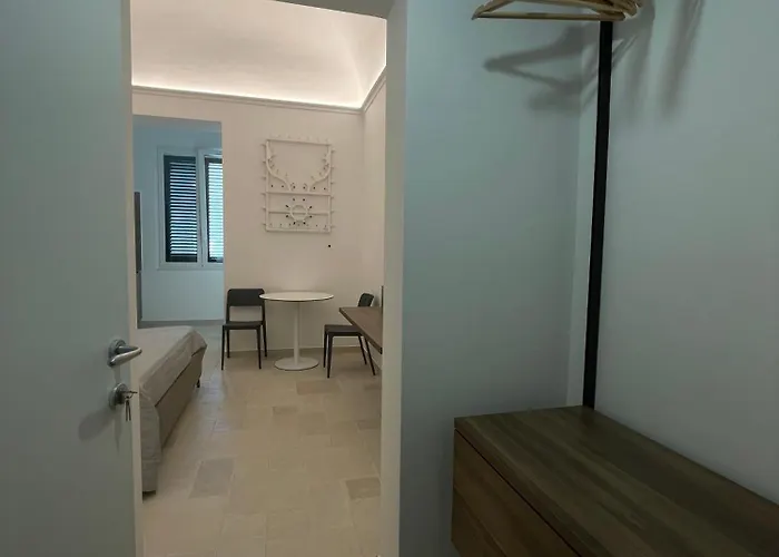 Civico 38 - Le Tre Chiavi 3* Бари