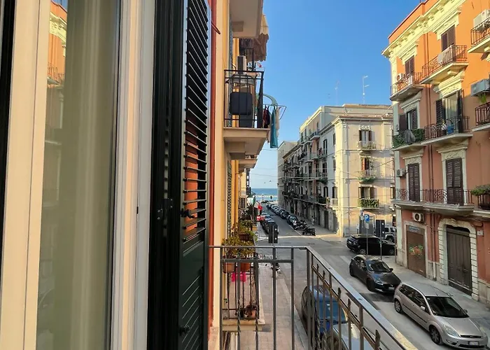 Civico 38 - Le Tre Chiavi בארי